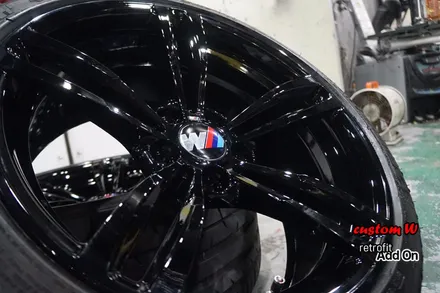 BMW M4 437M휠 상처수리 후 블랙유광 휠도색 + 레드 캘리퍼도색. / 용인 처인구