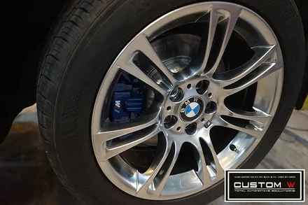BMW F10 528I 고스트크롬 휠도색 + M퍼포먼스 블루 캘리퍼도색. / 용인 처인구