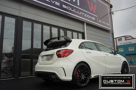 벤츠 A45 AMG 레드 캘리퍼도색, 블랙유광 휠도색. / 용인 처인구