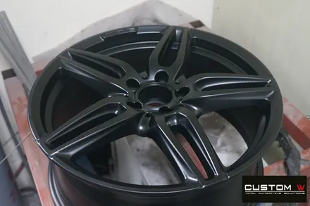 벤츠 W213 E300 AMG 라인 19인치 별휠 다이아몬드 컷팅 블랙 폴리시 작업, 캘리퍼 도색. / 용인 처인구