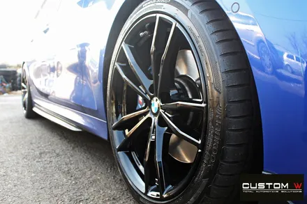 BMW G20 330i 19인치 블랙유광 휠도색 / 용인 처인구