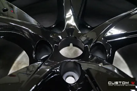 재규어 F-타입(F-TYPE) 3.0 S 20인치 보기드문 휠 잘못된 수리 도색 이력 약품 박리 후 블랙유광 휠도색 / 용인 처인구