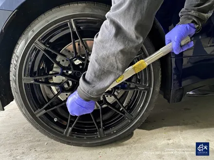 BMW G82 M4 826M 휠수리 후 블랙유광 휠도색 / 용인 처인구
