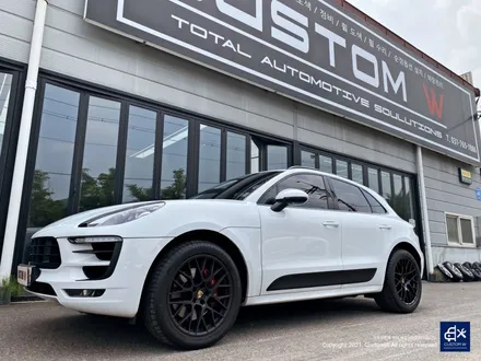포르쉐 마칸 GTS 휠수리 후 젯블랙 휠도색 / 용인 처인구