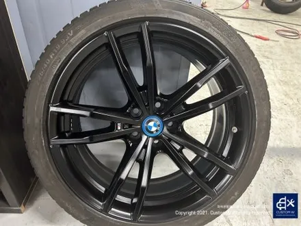 BMW G20 330e 상처가 많은 19인치 휠수리 후, 사틴 블랙 (aka. 맷블랙 MATT BLACK / 무광 블랙) 휠도색 / 용인 처인구