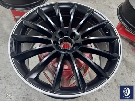 벤츠 CLS450 20인치 마차 휠 타 업체 잘못된 수리 도색 이력 / 약품 박리 (페인트 제거) 후, 블랙 + 실버 투톤 휠 도색 / 용인 처인구