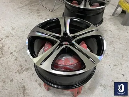 벤츠 W213 E300 18인치 휠 상처 수리 후, 다이아몬드 커팅 가공을 이용한 블랙 폴리시 휠 만들기_! / 용인 처인구