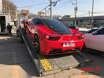 커스텀W에서는 가능한 페라리 458 이탈리아의 볼스테이너 휠을 포르쉐 카레라 GT3 RS의 휠 컬러로 휠도색. / 용인 처인구