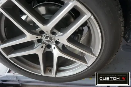 벤츠 GLE350d 쿠페 블랙유광 휠도색, 레드 캘리퍼도색. / 용인 처인구