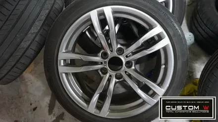 BMW 420d 쿠페 441M 휠 상처수리 후 블랙유광 휠도색, 얼라인먼트 교정. / 용인 처인구