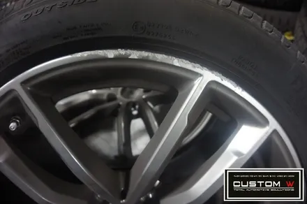 BMW G30 휠상처 수리후, 블랙유광 휠도색 그리고 엠퍼포먼스 블루 캘리퍼 도색작업까지.! / 용인 처인구