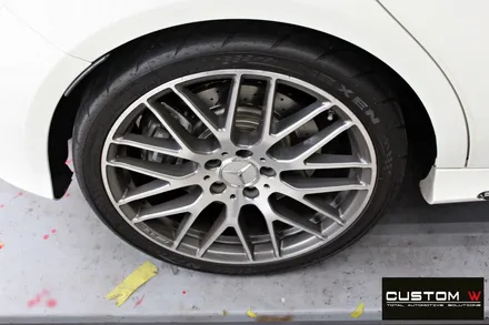 벤츠 A45 AMG 무광 블랙실버 투톤 휠 + 골드 캘리퍼 도색 / 용인 처인구
