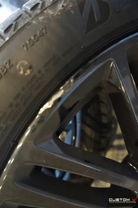 BMW G30 540i M 패키지 664M 휠 2개 블랙유광 휠복원 / 용인 처인구