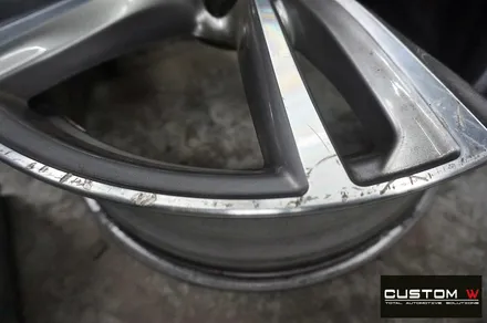 BMW 430i 컨버터블 442M 휠 상처 수리 후 블랙유광 휠도색 / 용인 처인구