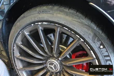벤츠 GT43 AMG 휠 상처 수리 후 블랙유광 휠도색 / 용인 처인구