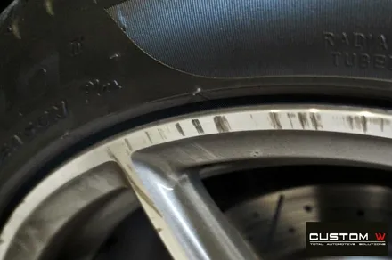 벤츠 A45 AMG 휠 상처 수리 후 블랙유광 휠도색 / 용인 처인구
