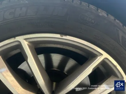 BMW G30 520D 휠 상처 수리 후, 유광 블랙 휠도색 그리고 레드 캘리퍼 도색 작업까지_! / 용인 처인구