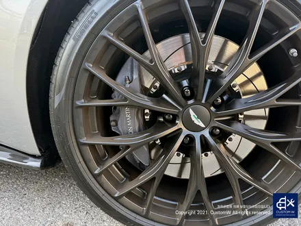 부내나는 애스턴 마틴 밴티지 ASTON MARTIN VANTAGE 심지어 로드스터라니.!아쉬운 캘리퍼를 완성체로 만들어 드렸습니다. 골드 캘리퍼 도색_!(feat. 차 리뷰 숏 영상) / 용인 처인구