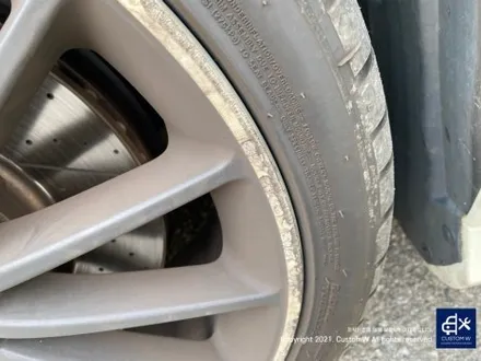 벤츠 A45 AMG 휠 상처 수리 후, 블랙 유광 휠도색 & 지저분한 캘리퍼 깔끔하게 레드 캘리퍼 도색까지_! / 용인 처인구