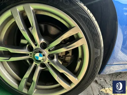 BMW 420D 441M 휠 상처 수리 후, 블랙 유광 휠도색 + 부식 / 고착된 분진 제거 후, 레드 캘리퍼 도색_ / 용인 처인구