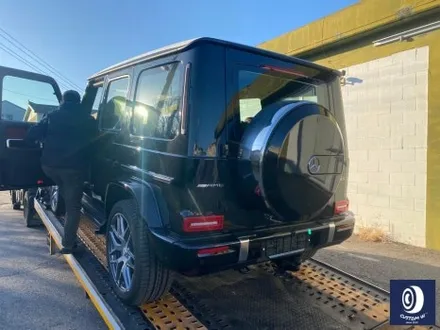 번호판도 장착되지 않은 신차 출고 작업_! / 벤츠 G63AMG 22인치 하이그로시 블랙 (검정 유광) 휠도색 (feat. 센터 휠 캡 주변 부품 모두 포함) / 용인 처인구