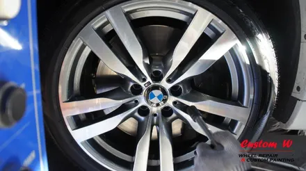 총체적 난국의  BMW X6M 휠복원(다이아몬드컷팅 휠수리), 완료 후 피렐리 PZERO 타이어 교체. / 용인 처인구