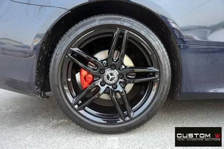 벤츠 E220D 쿠페 하이그로시 블랙 검정 유광 휠도색, AMG 레드 캘리퍼 도색. 커스텀W / 용인 처인구