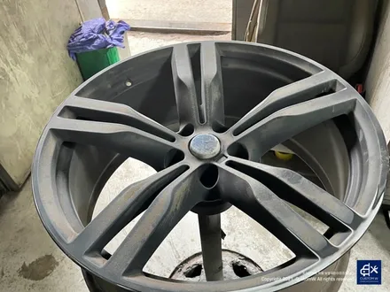BMW 6GT 630i 휠수리 후 블랙유광 휠도색 / 용인 처인구