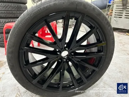 BMW G05 X5 22인치 742M 휠 상처 수리 후, 블랙 유광 휠도색 / 용인 처인구