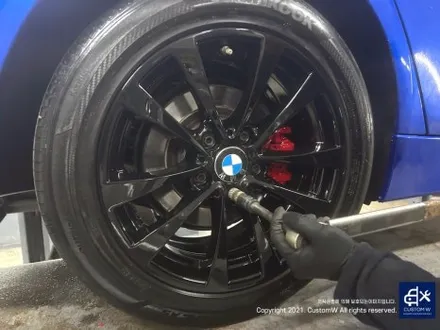 BMW F30 320D 하이그로시 블랙 / 유광 검정 휠도색 & 레드 캘리퍼 도색 / 용인 처인구