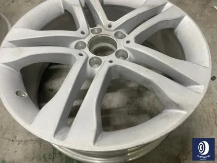 벤츠 GLA200 타 업체 휠수리 도색 불량 재작업 / 약품 박리 (페인트 제거) 후, 건메탈 그레이 휠도색 + 부식 제거 후, 블랙 캘리퍼도색 / 용인 처인구