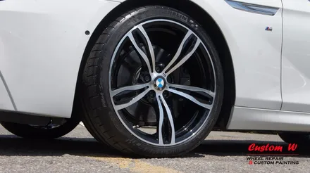 BMW 640D 차량에 장착 중인 잘못된 휠 수리이력의 M5 휠 다이아몬드컷팅 휠수리로 블랙 폴리시 휠 만들기! / 용인 처인구