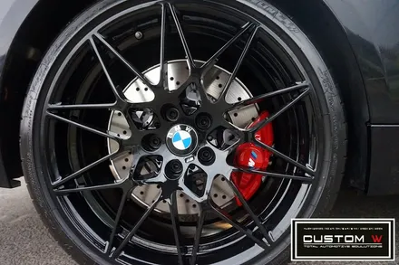 BMW M4 666M 휠 잘못된 휠수리 도색 이력 박리후, 블랙유광 휠도색 재작업. 그리고  레드 캘리퍼 도색 까지.! 커스텀W. / 용인 처인구