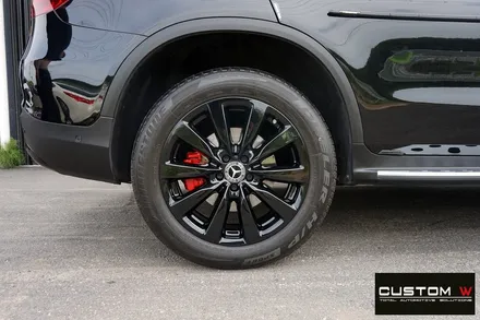 벤츠 GLC 350E 밋밋한 순정 휠 컬러에서 블랙 유광 휠도색, 캘리퍼도색. / 용인 처인구