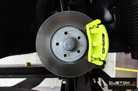 벤츠 CLA250 블랙유광 휠도색 + 애시드 그린 형광 캘리퍼 도색 / 용인 처인구