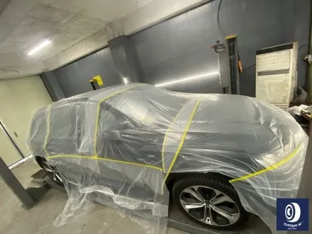 아우디 Q7 55TFSI 플라스틱 커버가 장착된 21인치 휠 블랙 유광 휠도색 + 부식 제거 후, 건메탈 그레이 캘리퍼 도색 / 용인 처인구