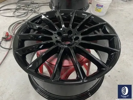 벤츠 GLE450 타 업체 잘못된 수리 도색 이력 / 기존 페인트 제거 (약품 박리) 후, 마차휠 블랙 유광 휠도색 + 레드 캘리퍼 도색 / 용인 처인구