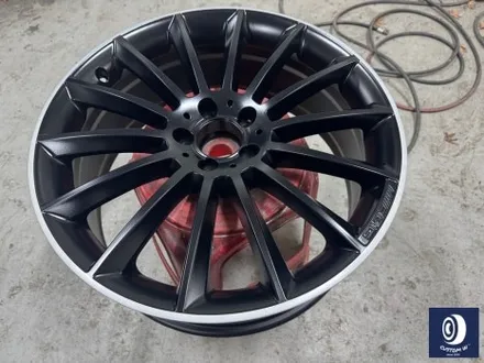 벤츠 CLS450 20인치 마차 휠 타 업체 잘못된 수리 도색 이력 / 약품 박리 (페인트 제거) 후, 블랙 + 실버 투톤 휠 도색 / 용인 처인구
