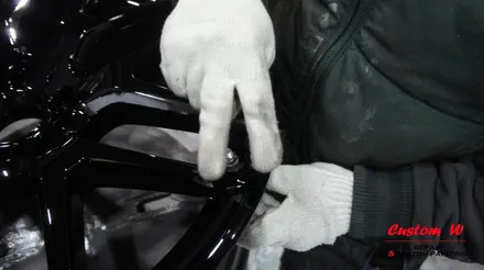 벤츠 AMG 라면 스포티한 블랙 휠과 레드 캘리퍼 조합을! 벤츠 GLE 63 AMG 블랙유광 휠도색, 레드 캘리퍼도색 작업기. / 용인 처인구