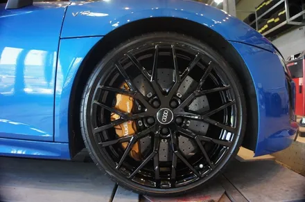 다시 찾아주신 아우디 R8 V10 PLUS 블랙 유광 휠도색. / 용인 처인구