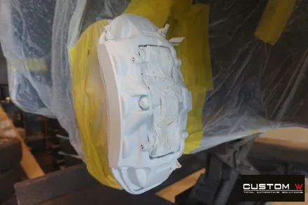 벤츠 GLE63AMG 잘 못된 휠수리 도색 이력이 있는 휠 박리 후 투톤 휠도색  재작업 ,  애시드 그린 (형광) 캘리퍼도색. / 용인 처인구