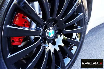 BMW 740Li 블랙유광 휠 + 레드 캘리퍼 도색 / 용인 처인구
