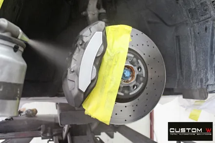 벤츠 CLS400d 휠 상처 수리 후 블랙유광 휠도색 + 레드 캘리퍼 도색 / 용인 처인구