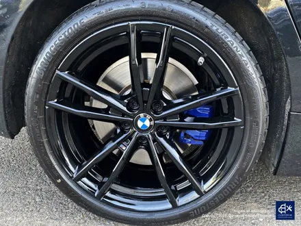 BMW G20 330e 잘못된 휠수리 이력 박리 후 블랙유광 휠도색 / 용인 처인구