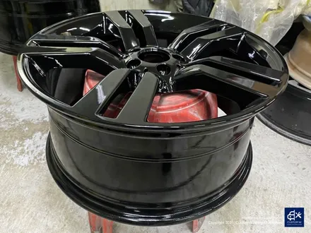 벤츠 GLK220 휠수리 후 블랙유광 휠도색 + 부식 제거 후 레드 캘리퍼 도색 / 용인 처인구