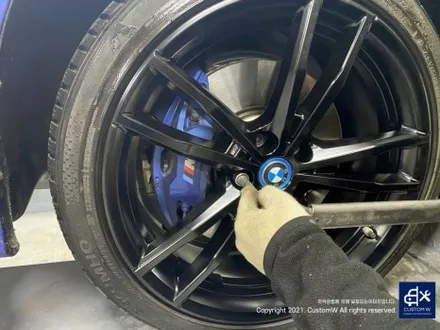 BMW G20 330e 상처가 많은 19인치 휠수리 후, 사틴 블랙 (aka. 맷블랙 MATT BLACK / 무광 블랙) 휠도색 / 용인 처인구