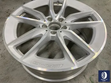 벤츠 C43 AMG 휠 상처 수리 후, 다이아몬드 커팅 가공을 이용한 블랙 폴리시 투톤 휠 커스텀 도색 / 용인 처인구