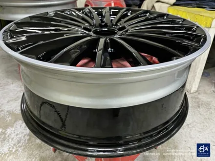 벤츠 CLS450 신형 20인치 마차휠 블랙 실버 투톤 유광 휠도색 + 옐로우 캘리퍼 도색 / 용인 처인구