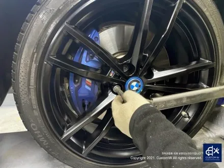 BMW G20 330e 상처가 많은 19인치 휠수리 후, 사틴 블랙 (aka. 맷블랙 MATT BLACK / 무광 블랙) 휠도색 / 용인 처인구