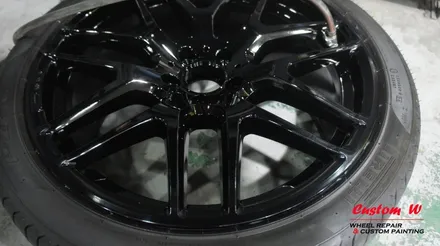 벤츠 AMG 라면 스포티한 블랙 휠과 레드 캘리퍼 조합을! 벤츠 GLE 63 AMG 블랙유광 휠도색, 레드 캘리퍼도색 작업기. / 용인 처인구